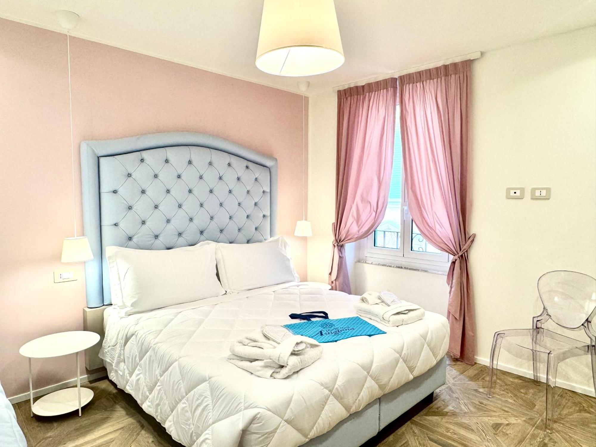 Hotel Astigiana & Appartamenti 瓦拉泽 外观 照片