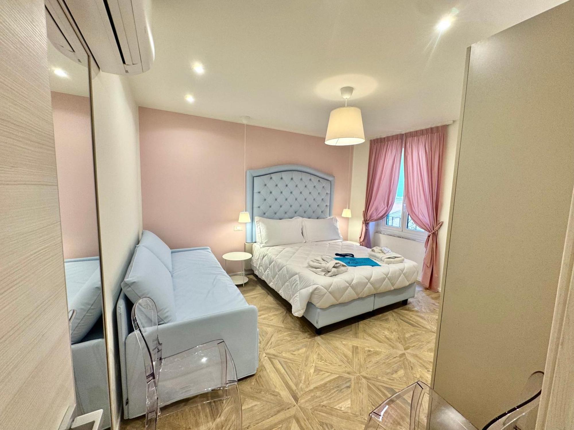 Hotel Astigiana & Appartamenti 瓦拉泽 外观 照片