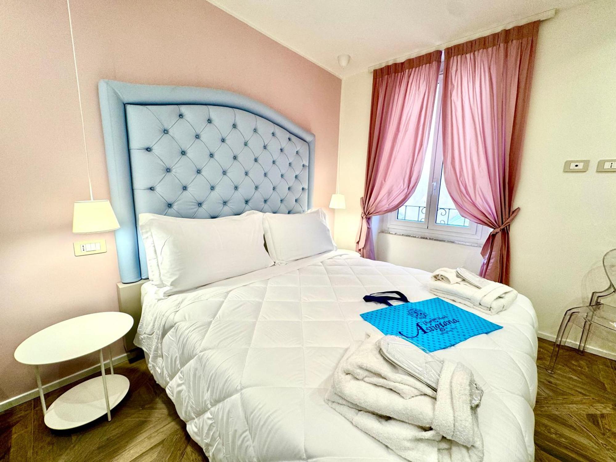 Hotel Astigiana & Appartamenti 瓦拉泽 外观 照片